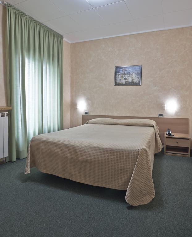 Hotel Valentini Inn Foligno Exterior foto